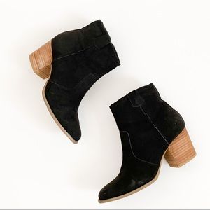 Carlos by Carlos Santana Women's Rowan Ankle Boot